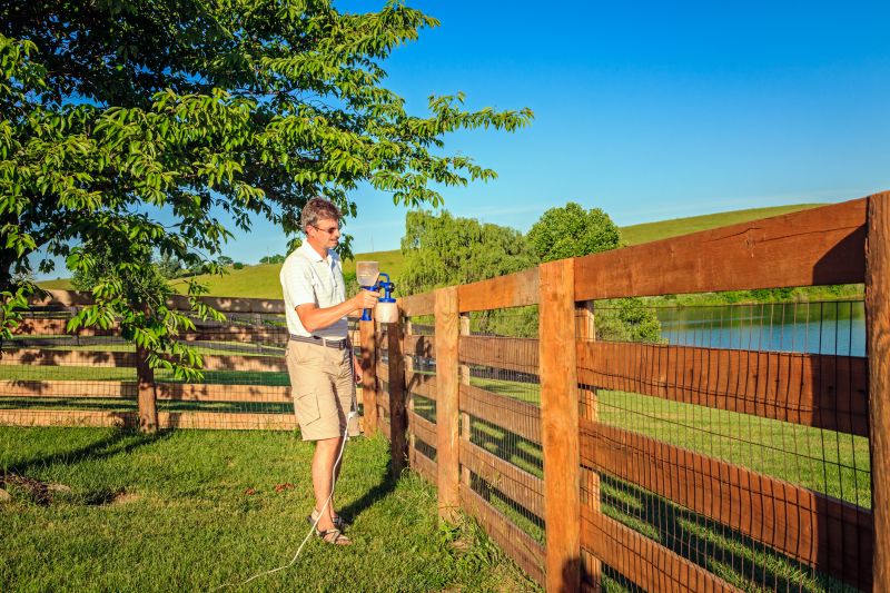 Best Time for Fence Painting